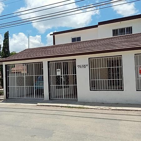 הוילה ואיאדוליד Casa San Bernardino De Siena Sisal מראה חיצוני תמונה