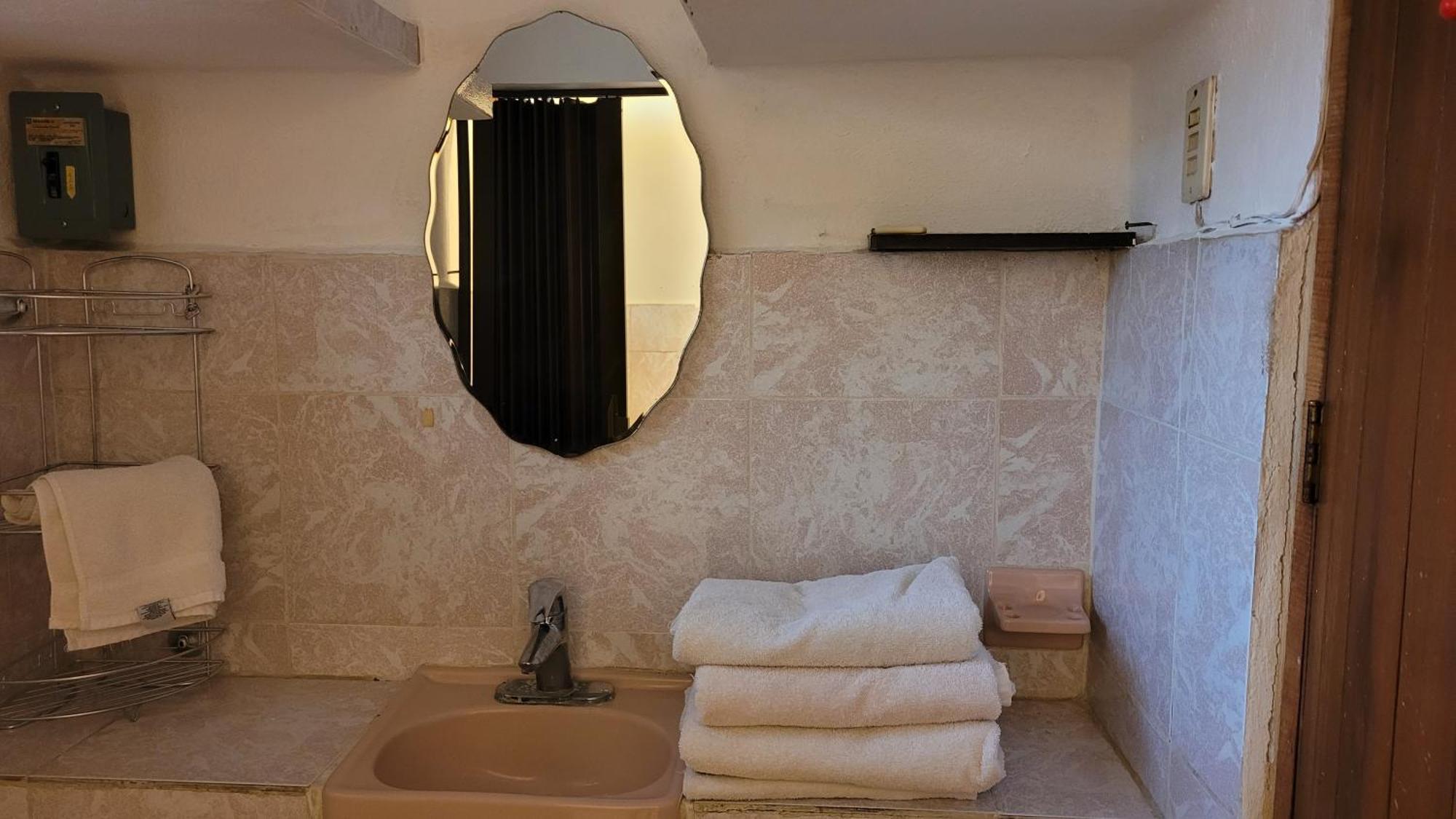 הוילה ואיאדוליד Casa San Bernardino De Siena Sisal מראה חיצוני תמונה