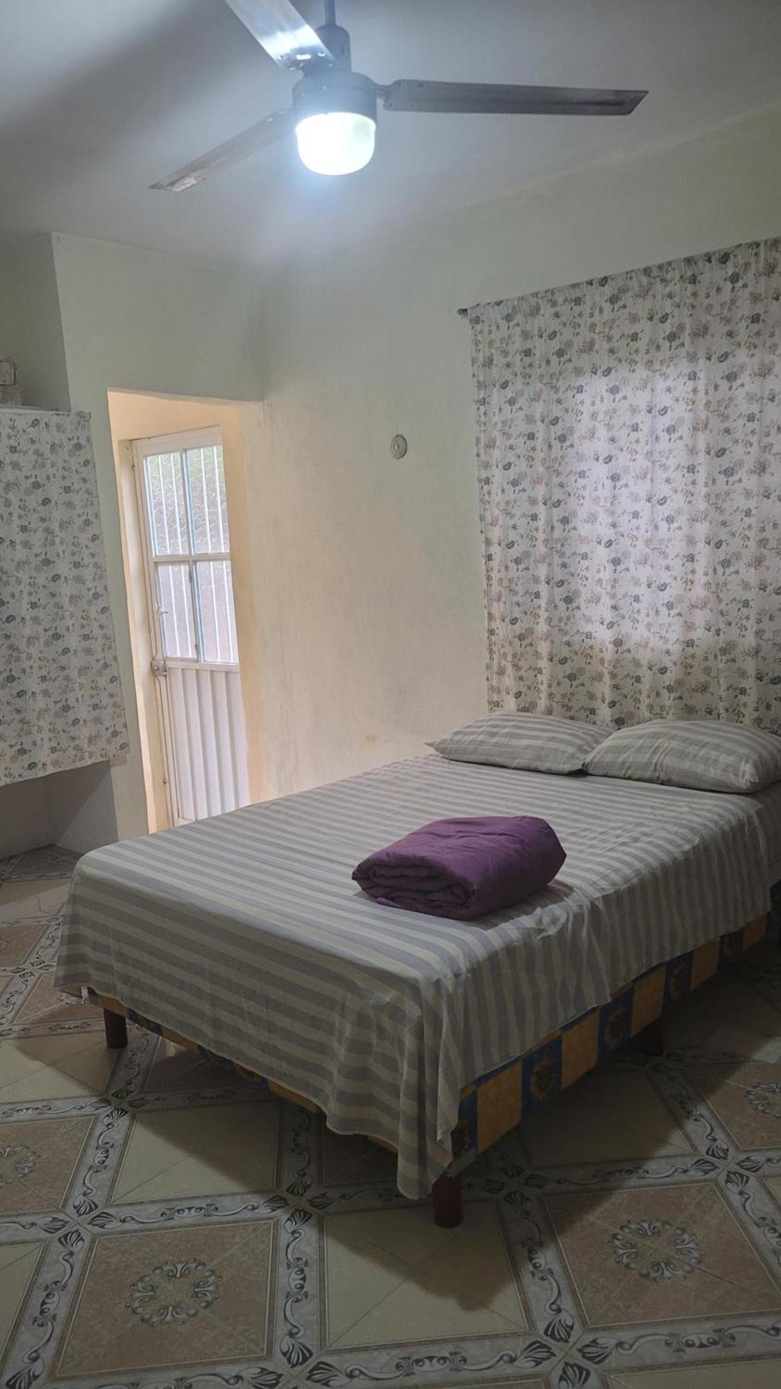 הוילה ואיאדוליד Casa San Bernardino De Siena Sisal מראה חיצוני תמונה
