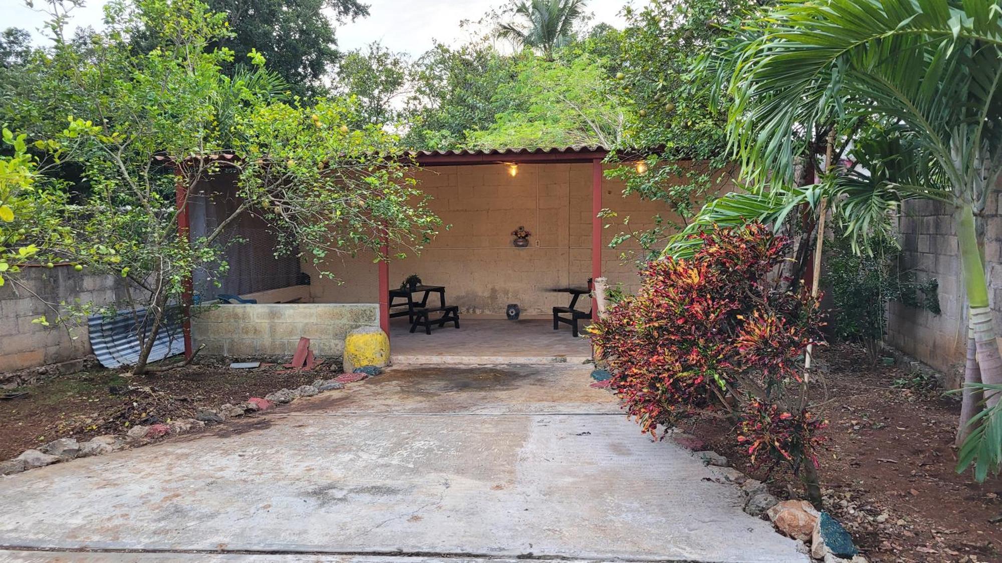 הוילה ואיאדוליד Casa San Bernardino De Siena Sisal מראה חיצוני תמונה